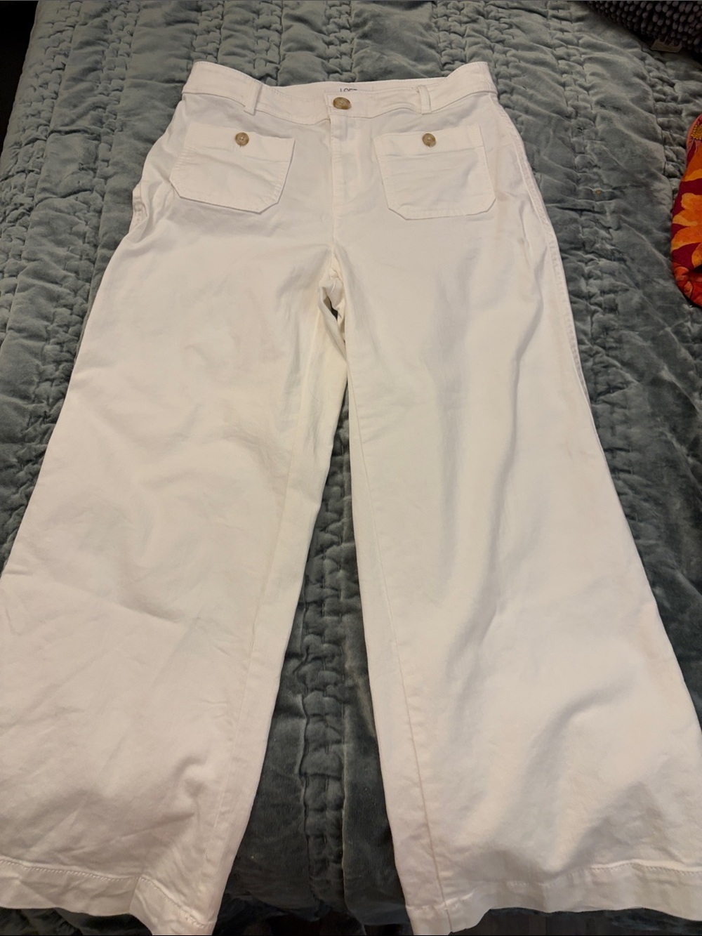 LOFT White Wide-Leg curvy croppedJeans with Front Patch Pockets